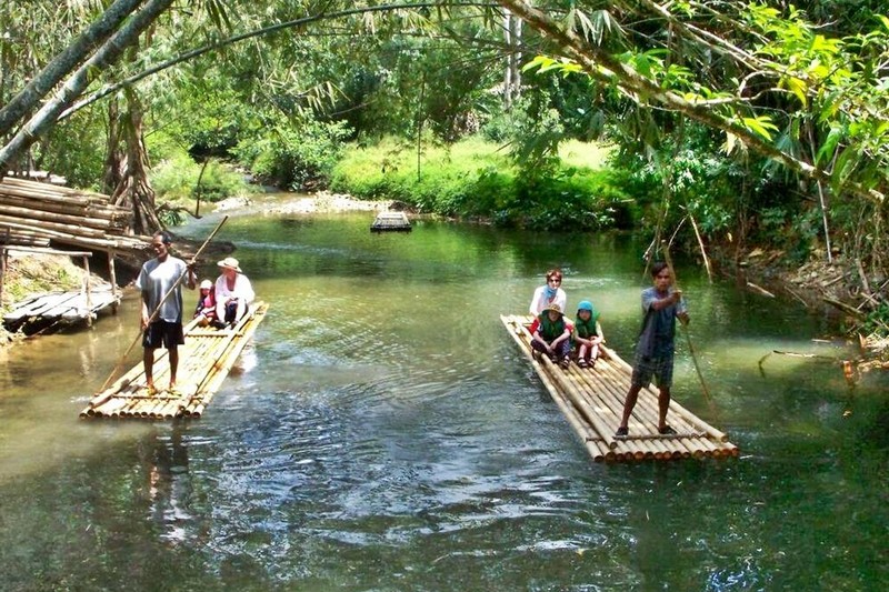Khaolak Safari & Bamboo Rafting